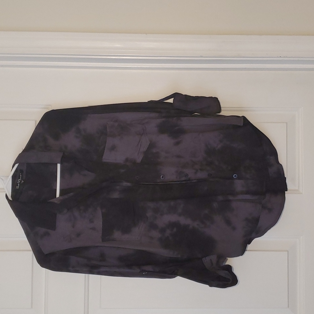 26"front, 30"back, 21"wide. Meant to run big.